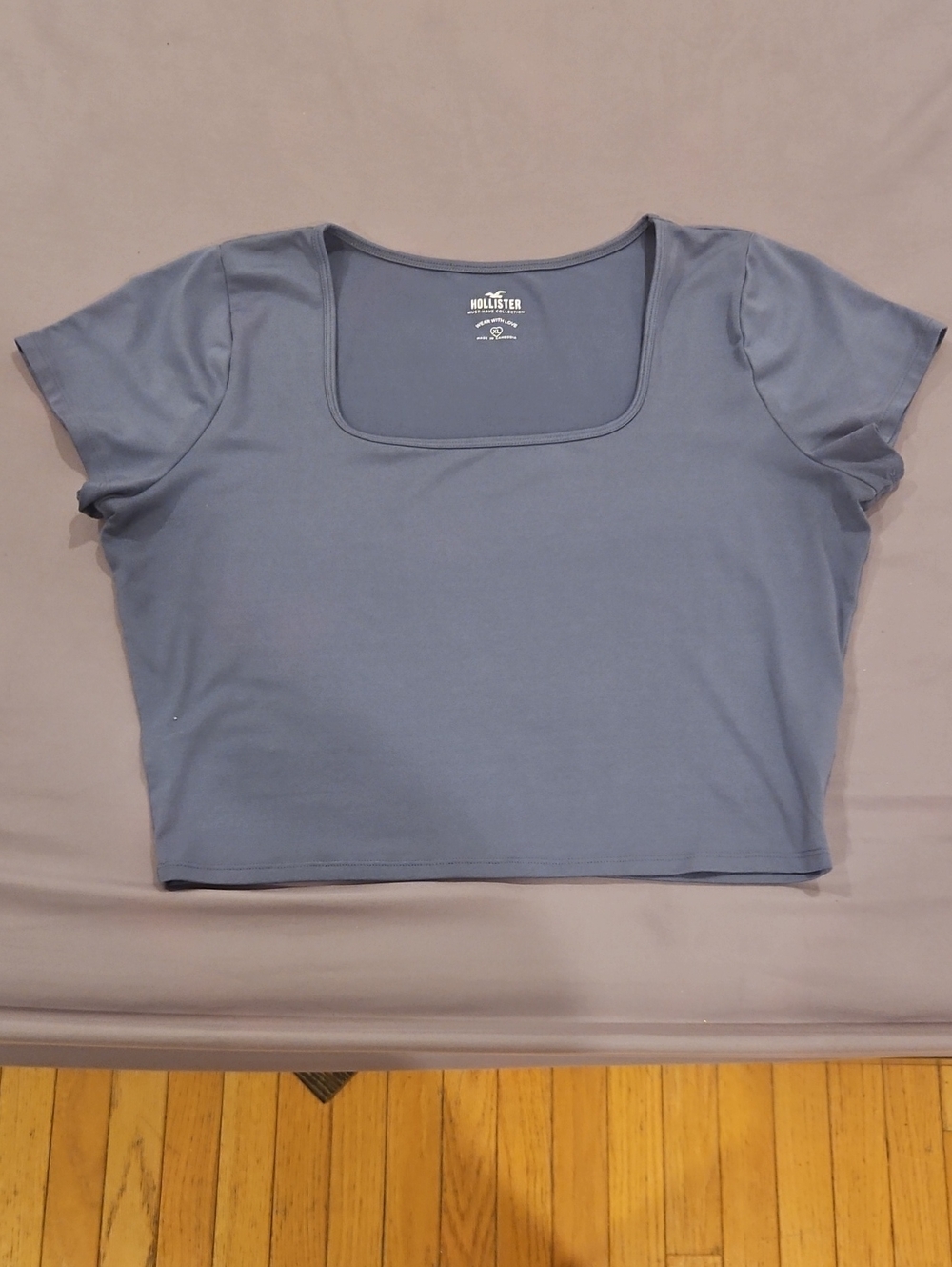 Hollister Square-Neck Crop Top in Dusty Blue